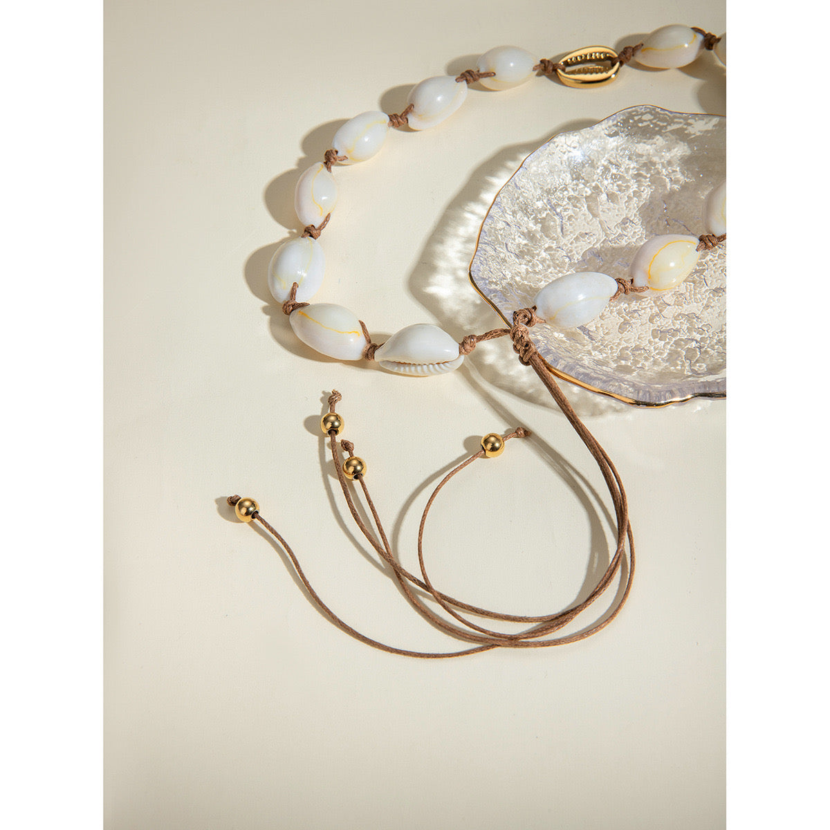 Rebecca Natural sea shell necklace