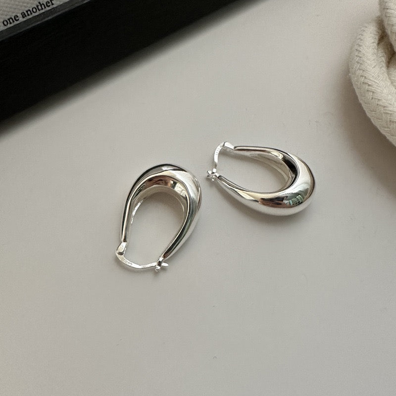 Classic sterling silver hoops
