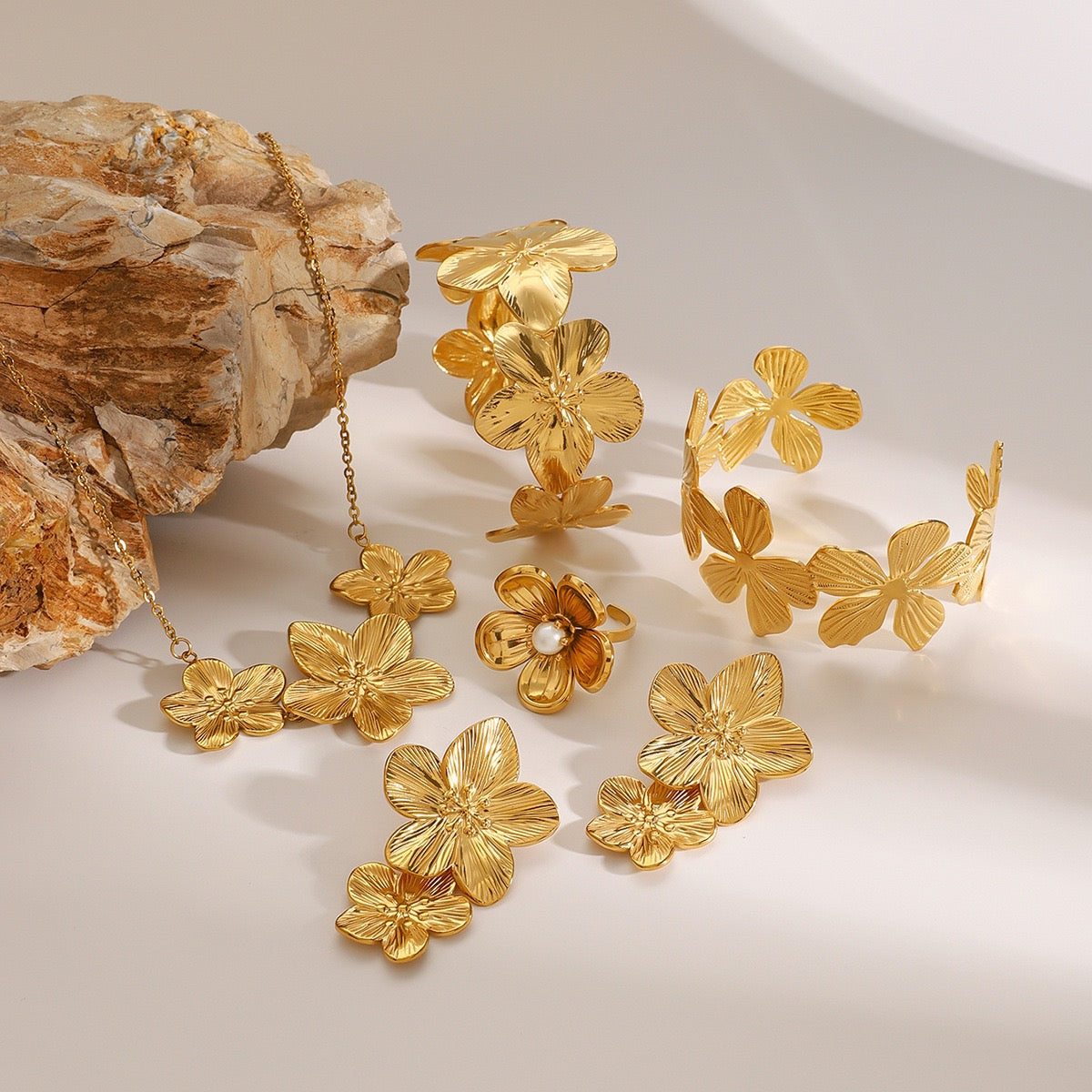 Bondi Zack flower collections