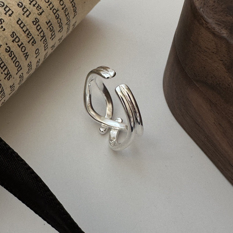 Knots sterling silver ring
