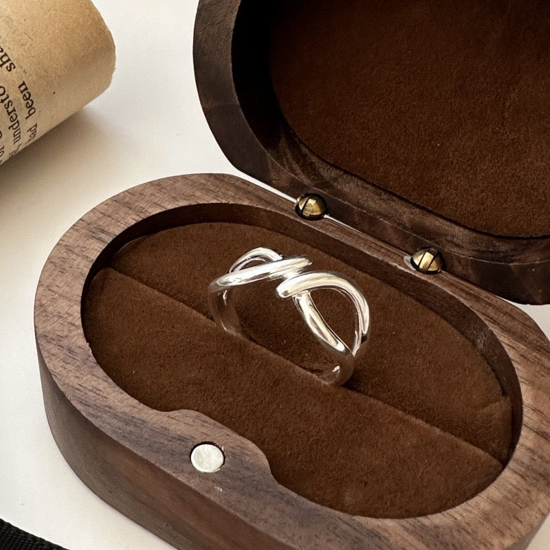 Knots sterling silver ring