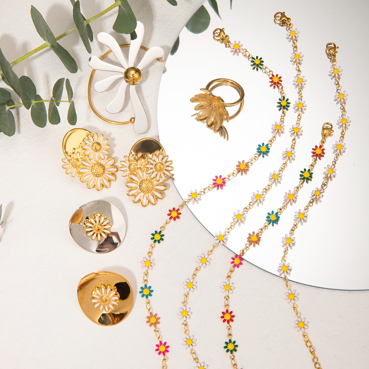 Darien Daisy collections