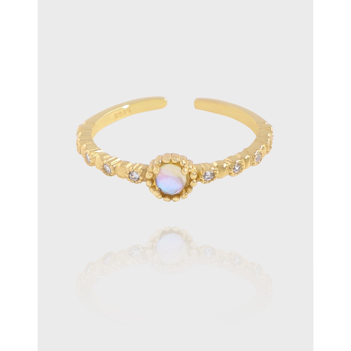 Anktina moon stone ring