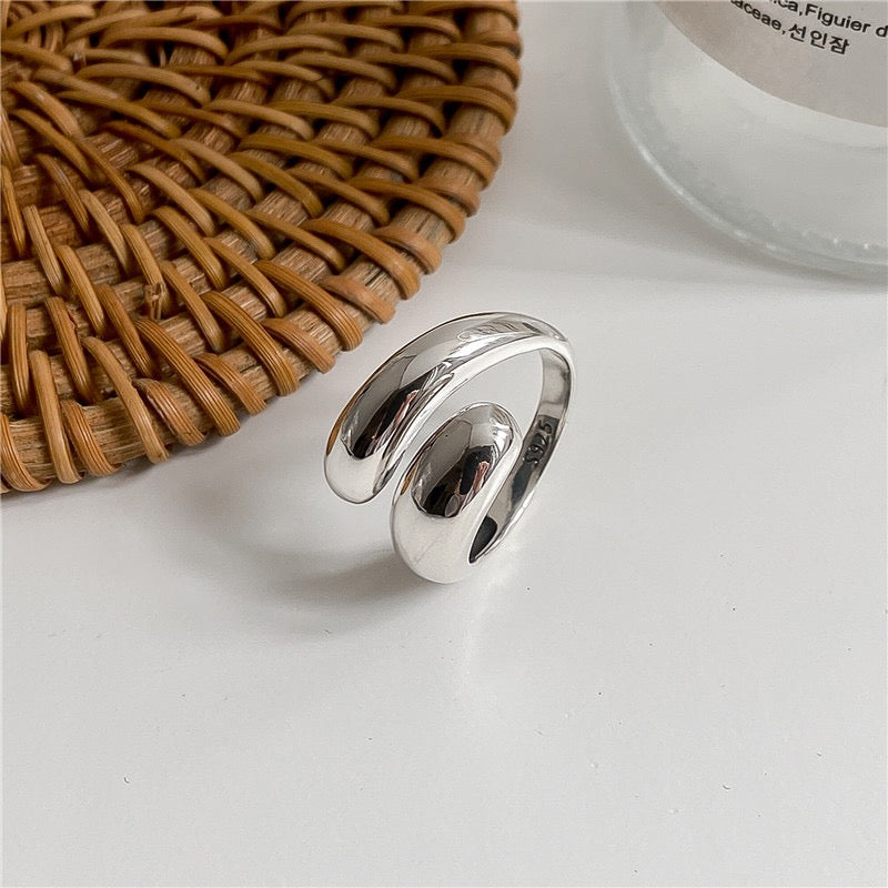 Daliah sterling silver ring