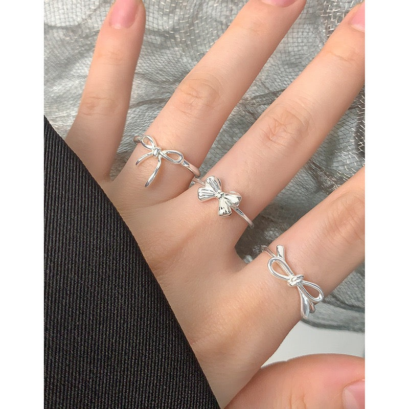 Bow sterling silver ring