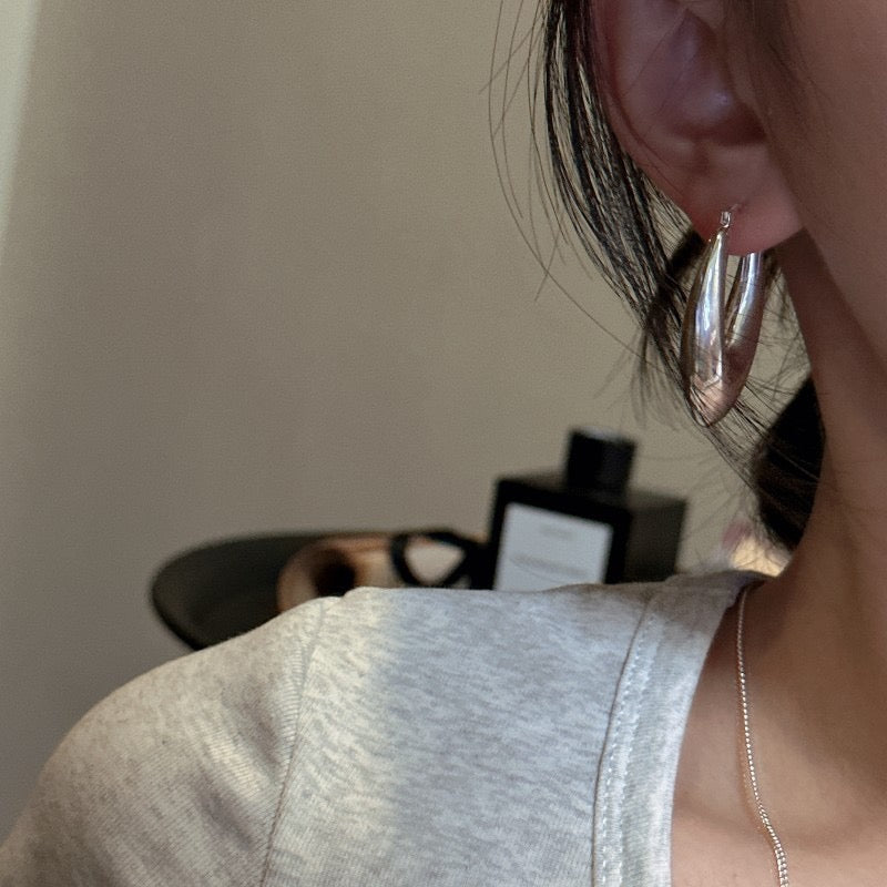 Pointy sterling silver hoops