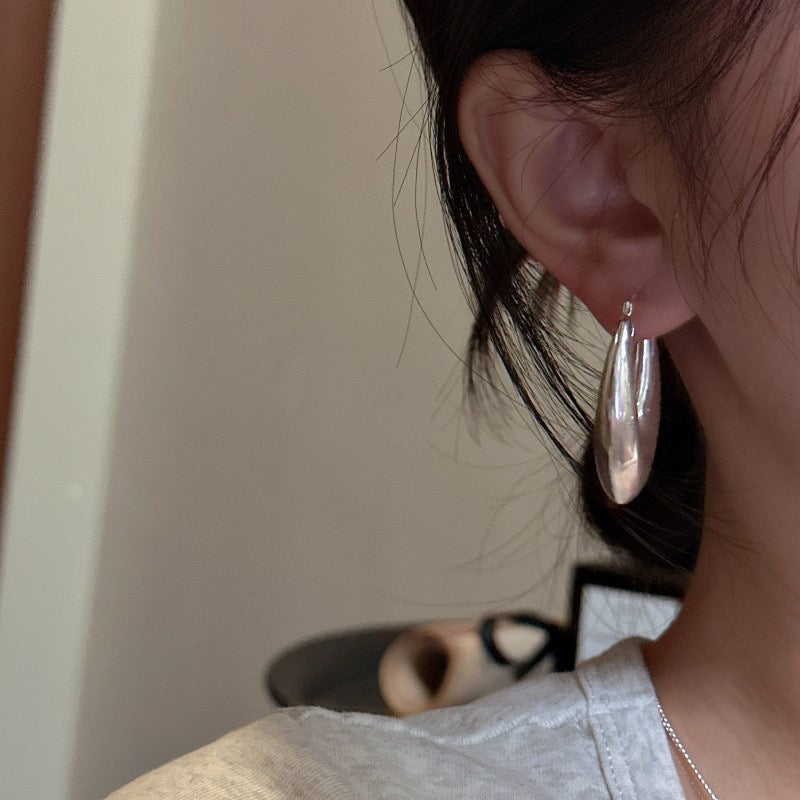 Pointy sterling silver hoops