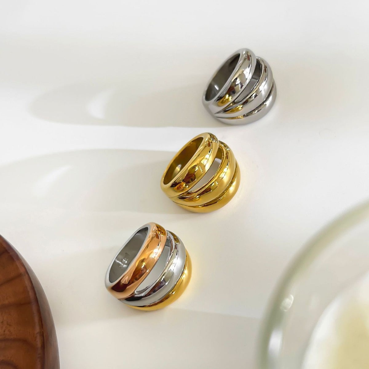 Big band statement rings