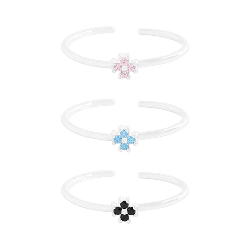 Dainty flower silver ring