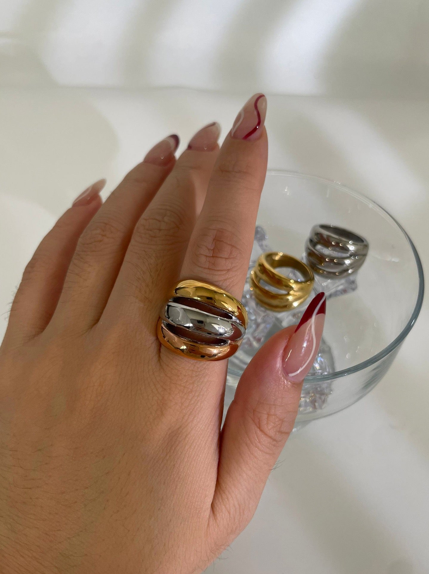 Big band statement rings
