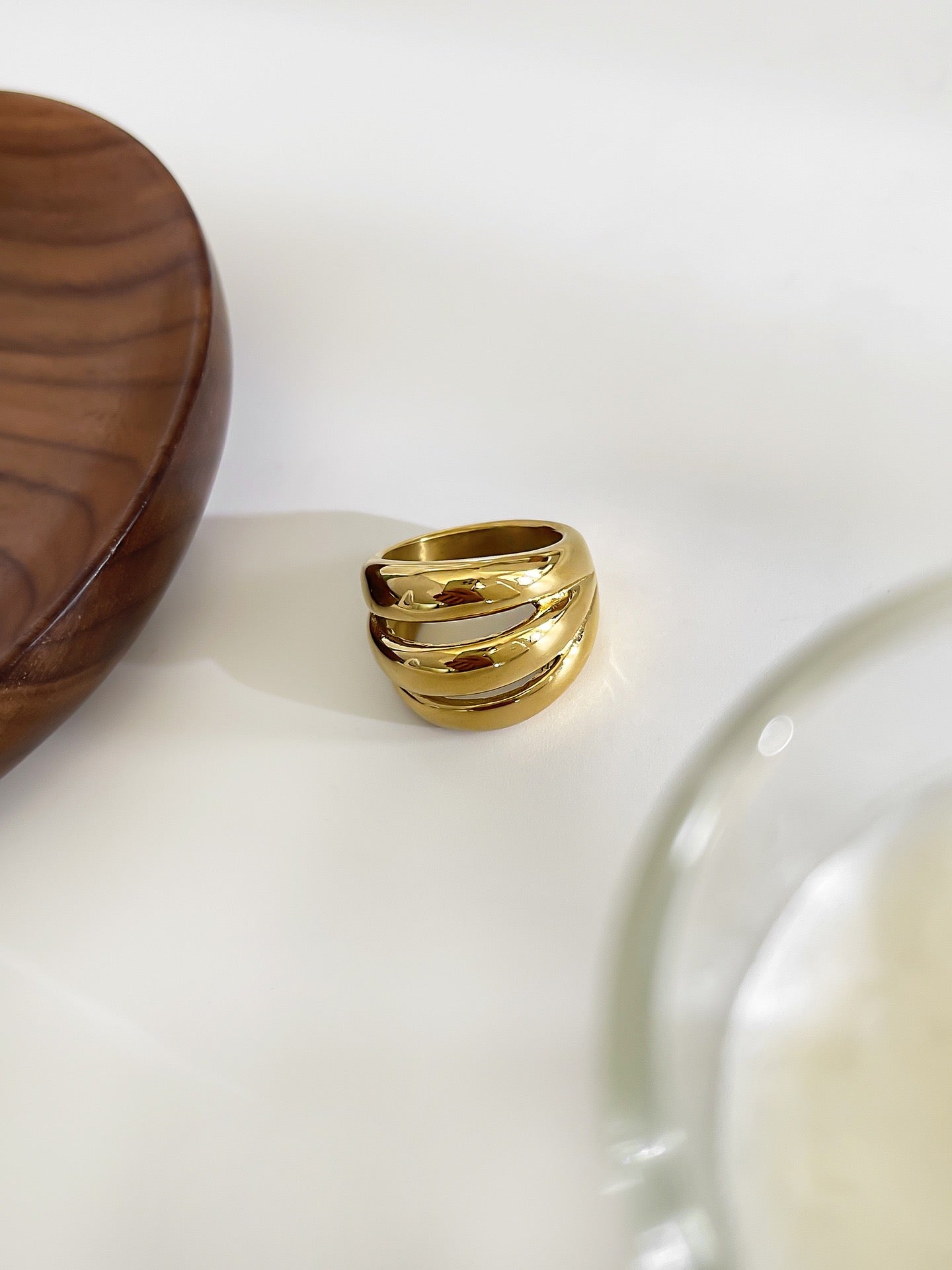 Big band statement rings