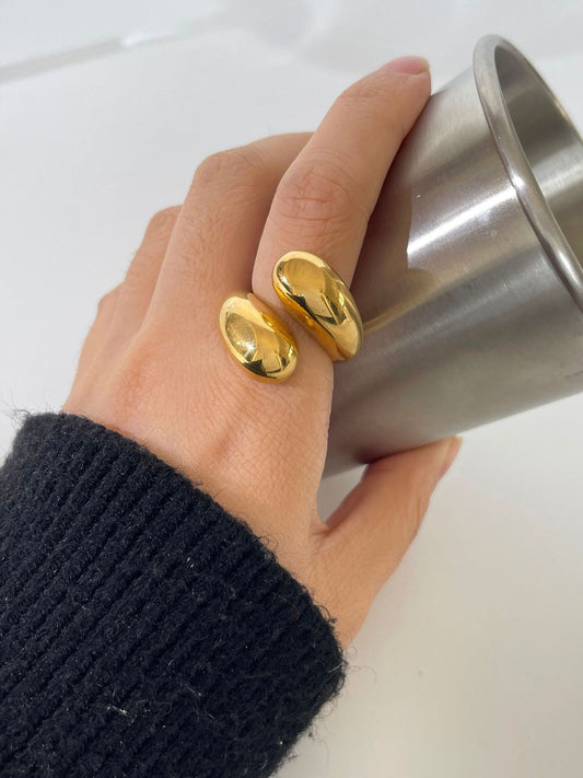 Big statement Elsa ring