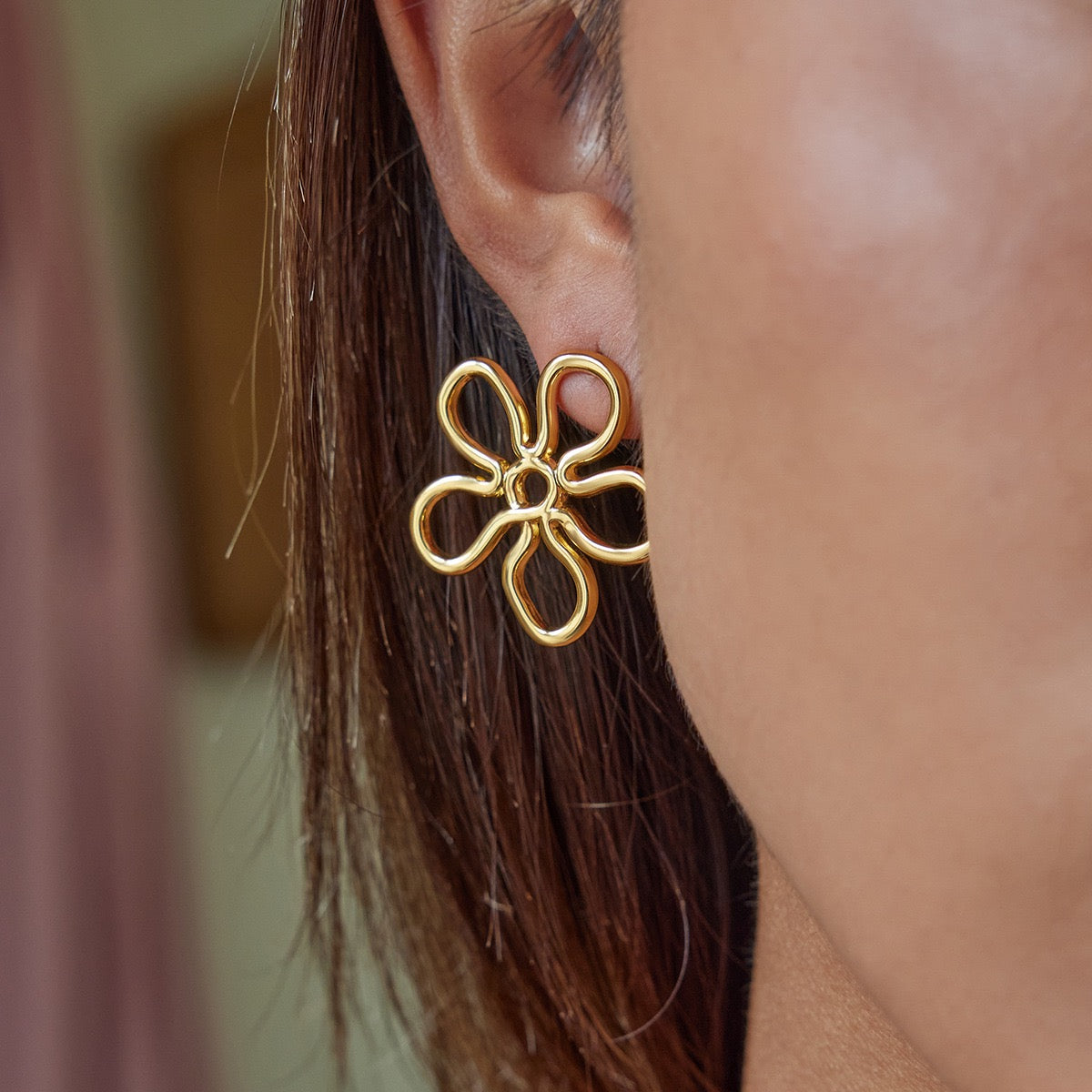 Matchy flower earrings