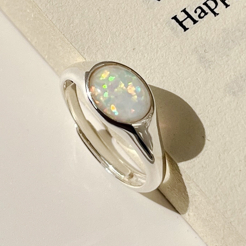 Mirina opal oval Silver ring