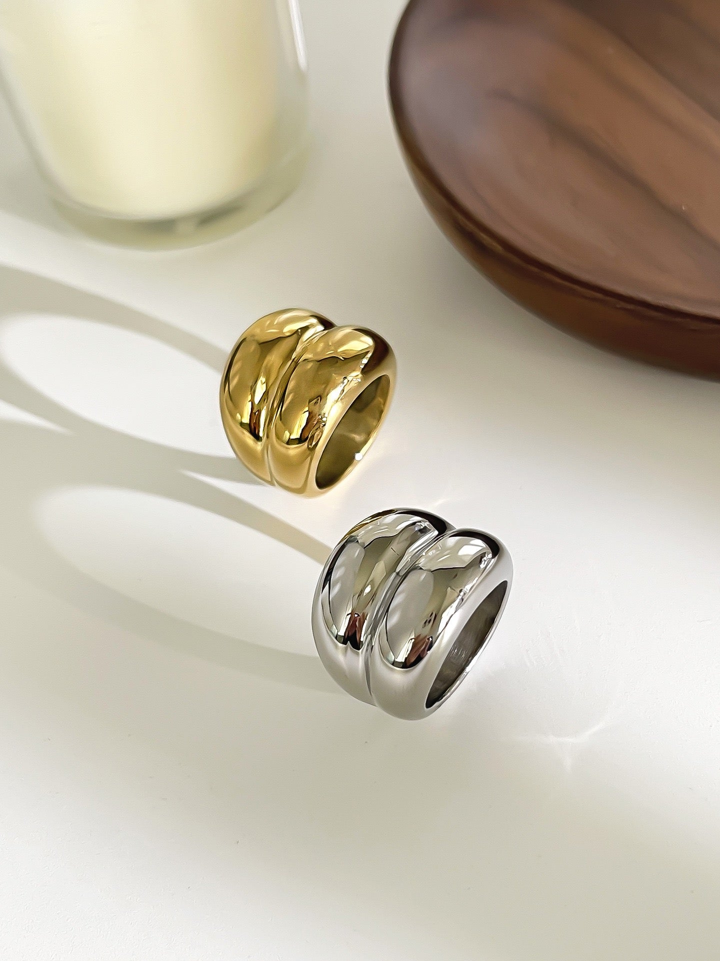 Band statement rings