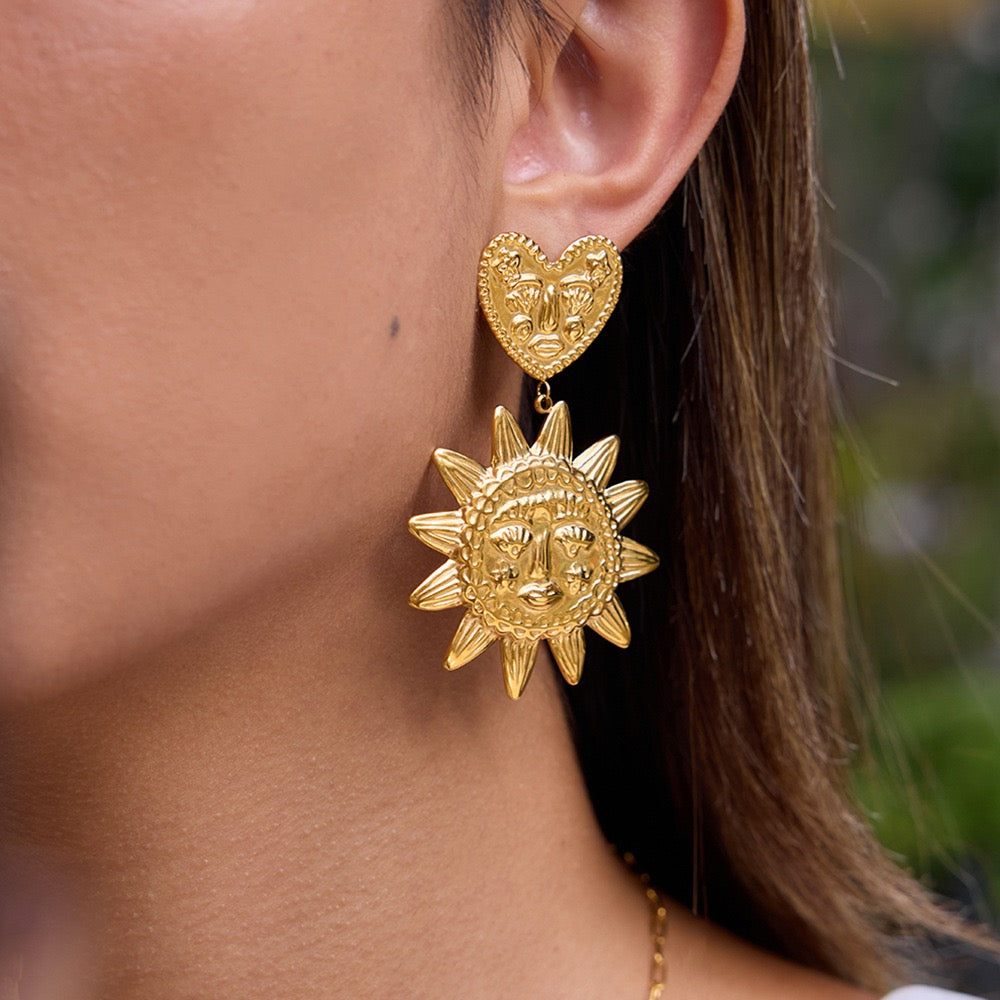 Smile sun heart earrings