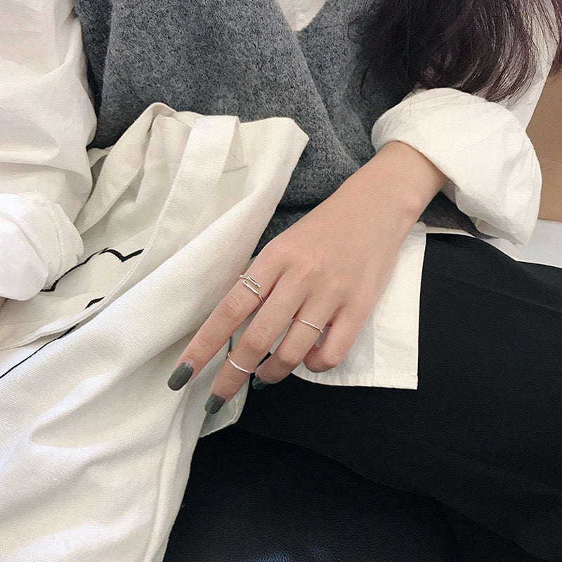 Sterling silver line ring