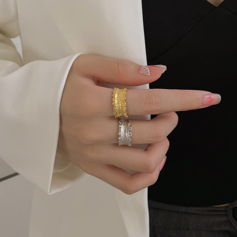 Freda Folding silver ring