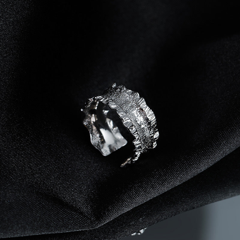 Freda Folding silver ring