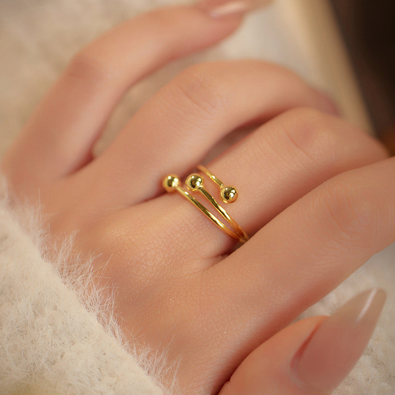 Benedict Beady silver ring