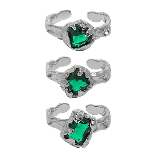Green heart rings