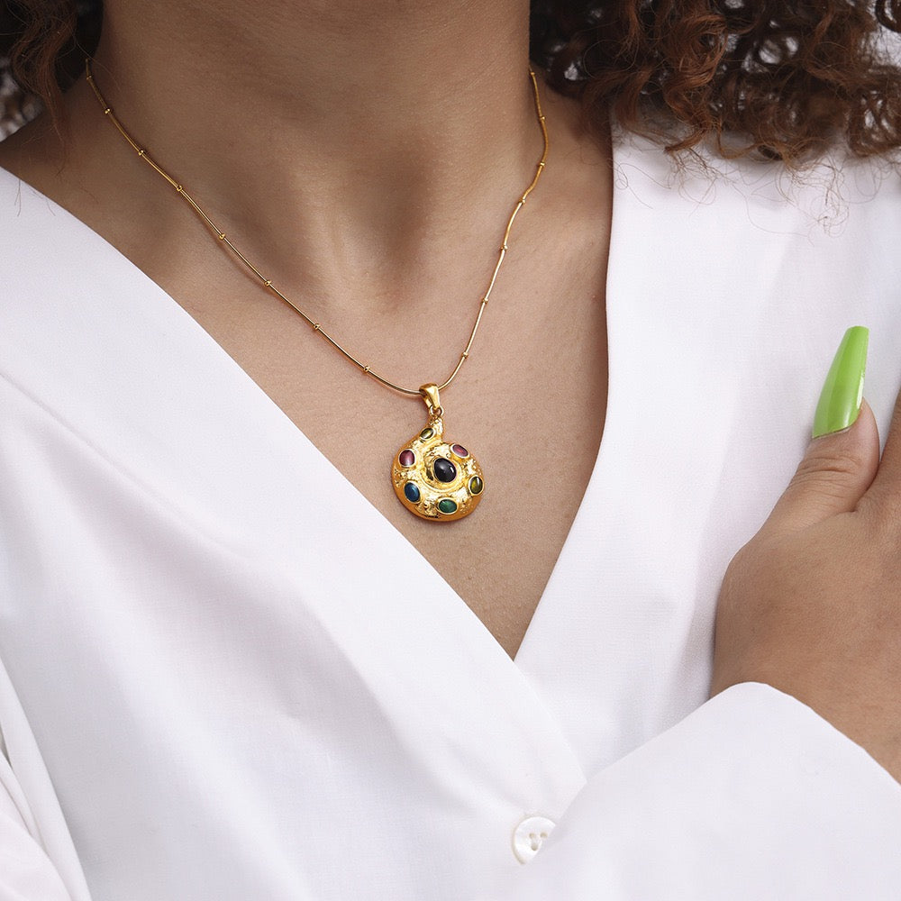 Treasury of the sea necklace