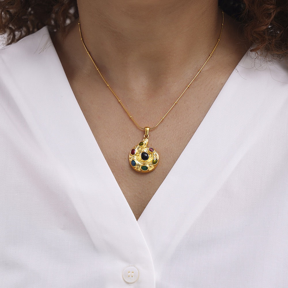 Treasury of the sea necklace