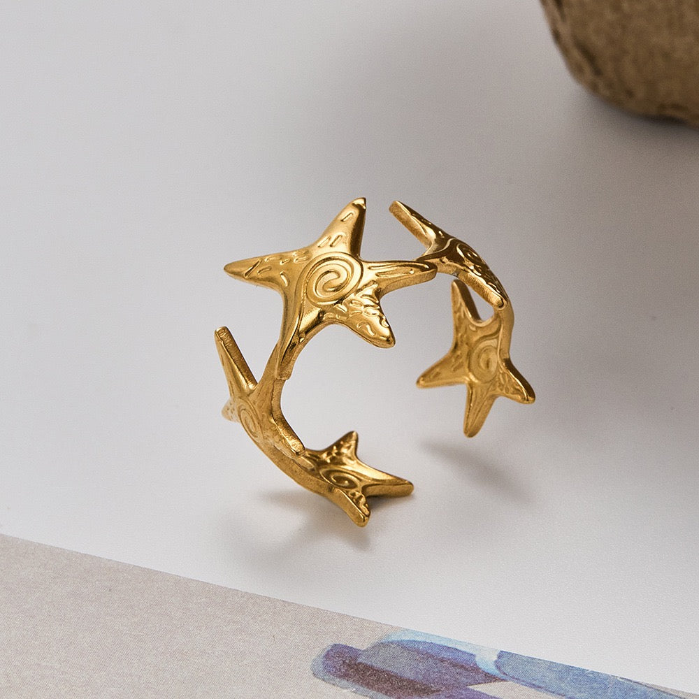 Swirl starfish ring
