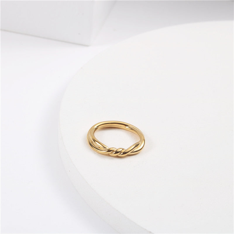 Taliah Tangle up rings