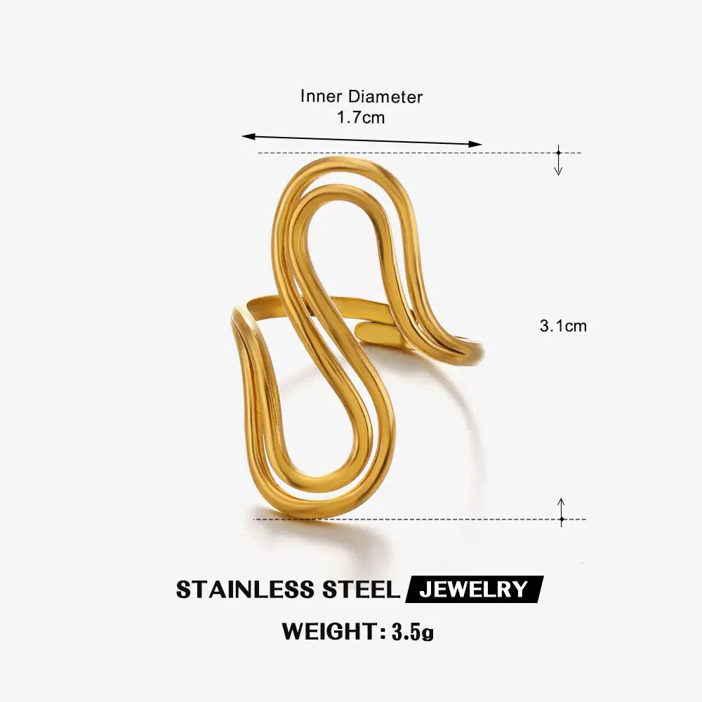 Big S statement rings