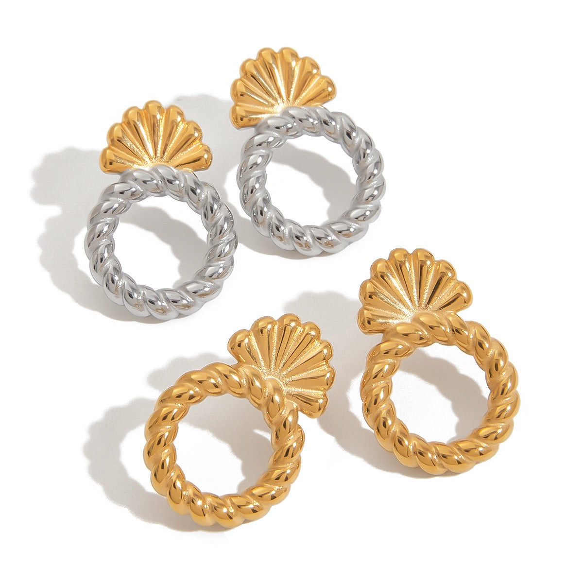 Shell hoops earrings