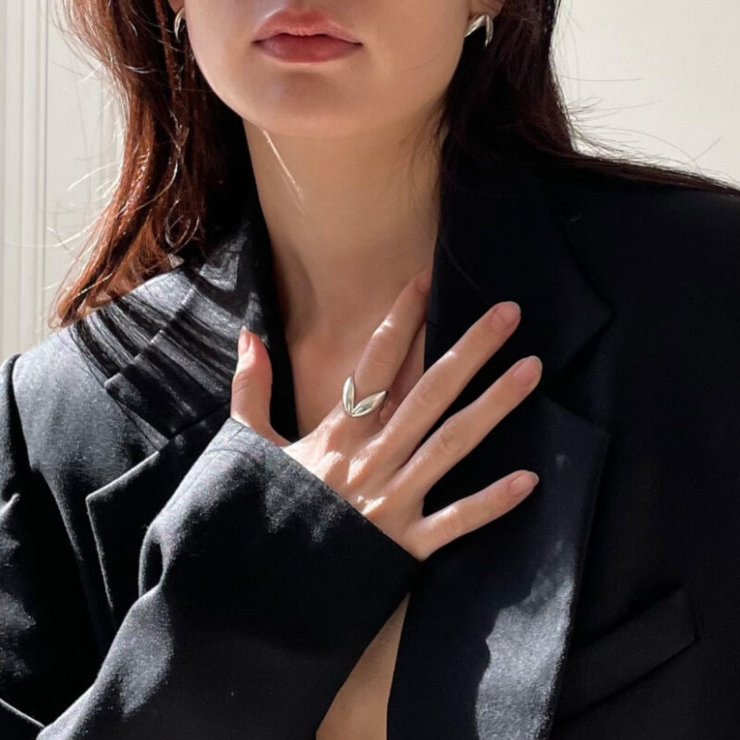 Siah Smiling mouth rings