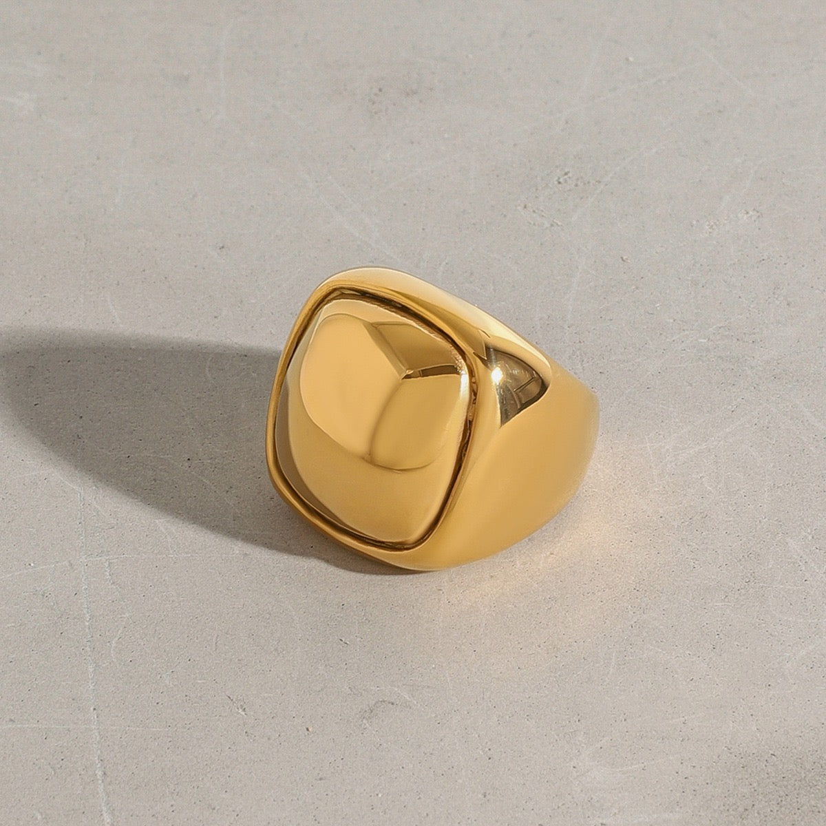 Chubby buns statement rings