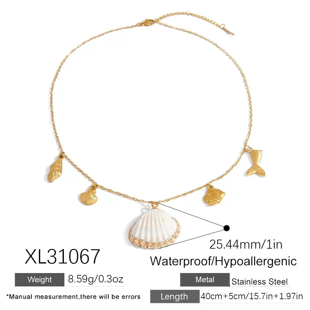 Natural shell charm necklace