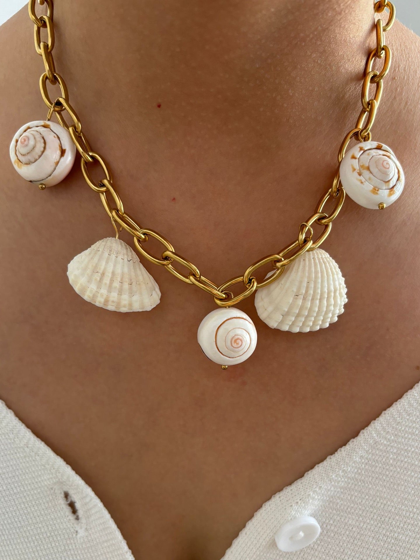 Natural shell charm necklace