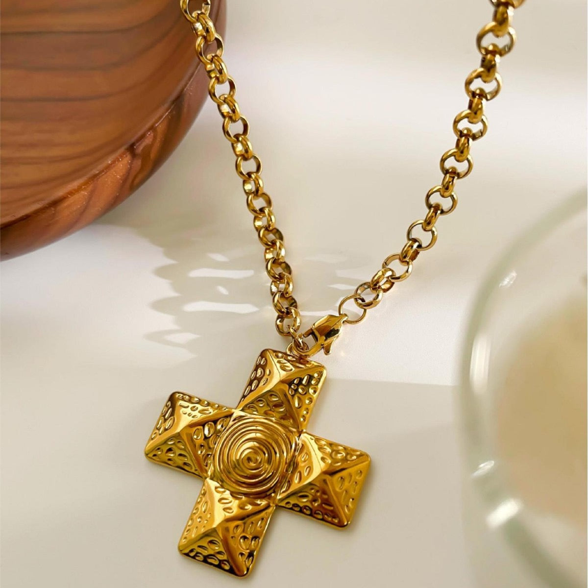 Swirl cross necklace