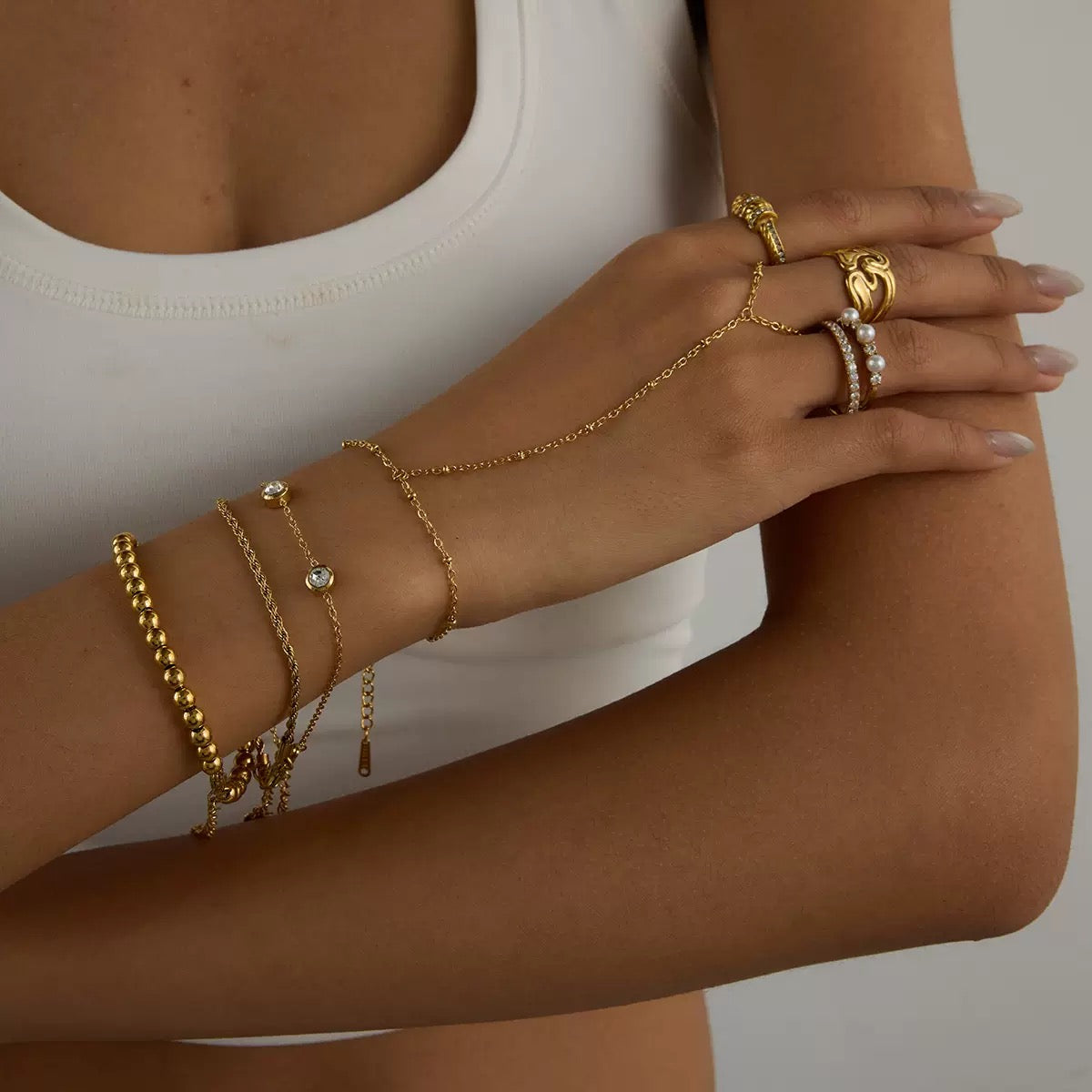 Classic beady hand chain