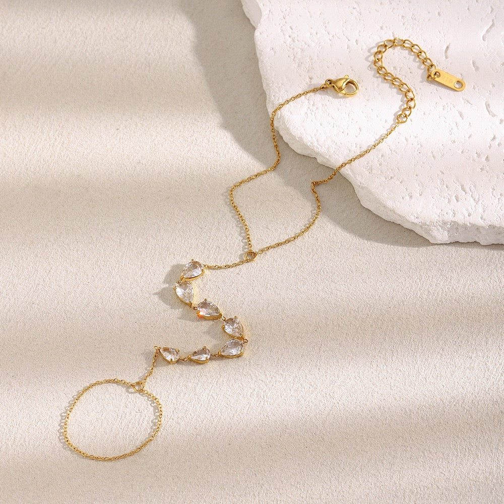 Club rock hand chain