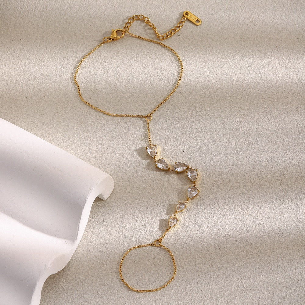 Club rock hand chain