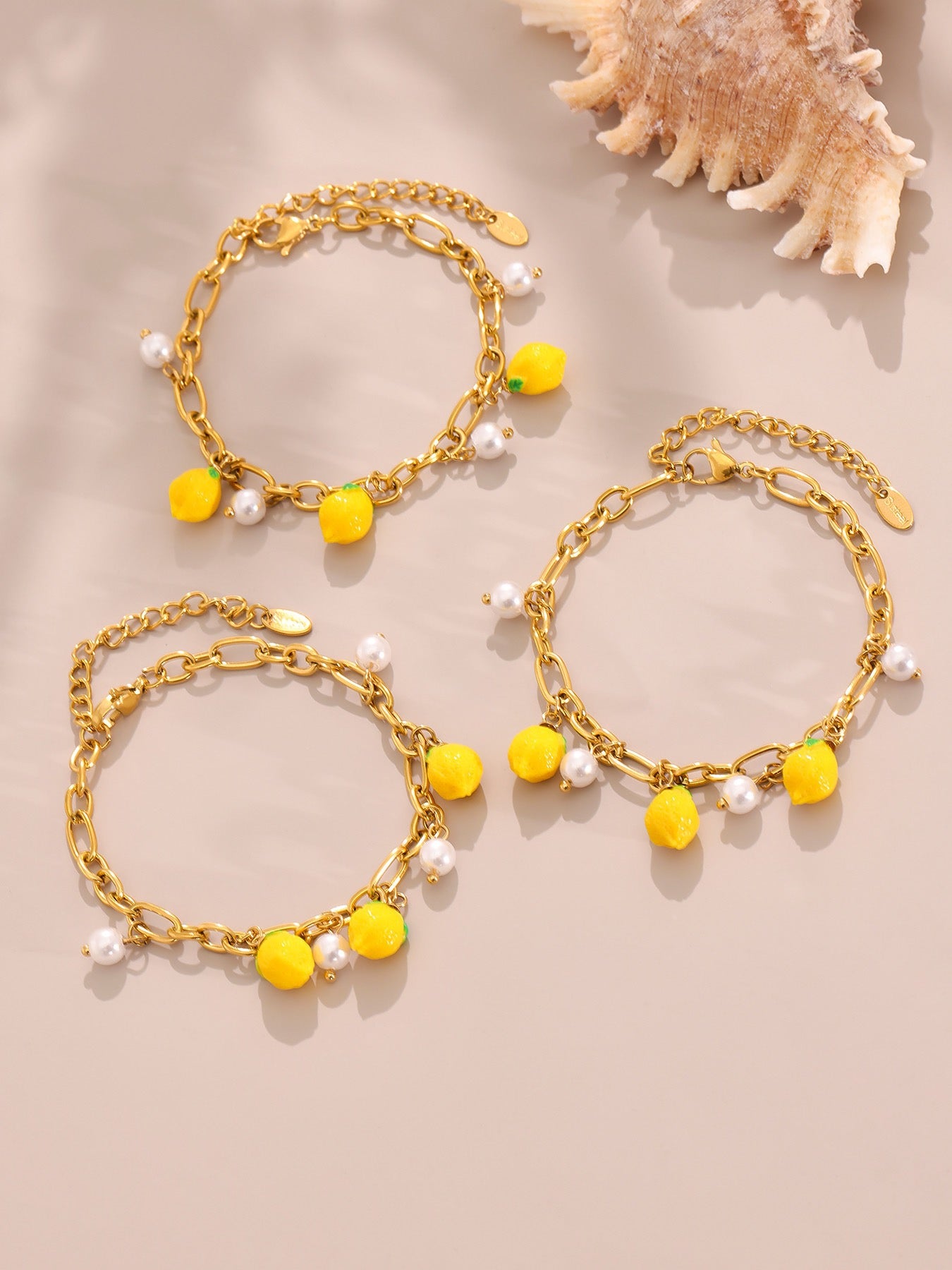 Lemon charm set