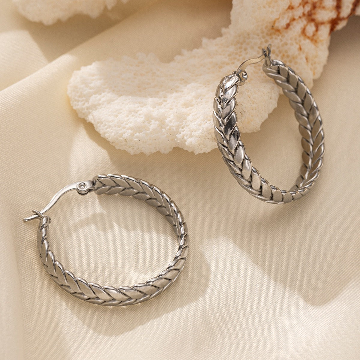 Classic braid hoops