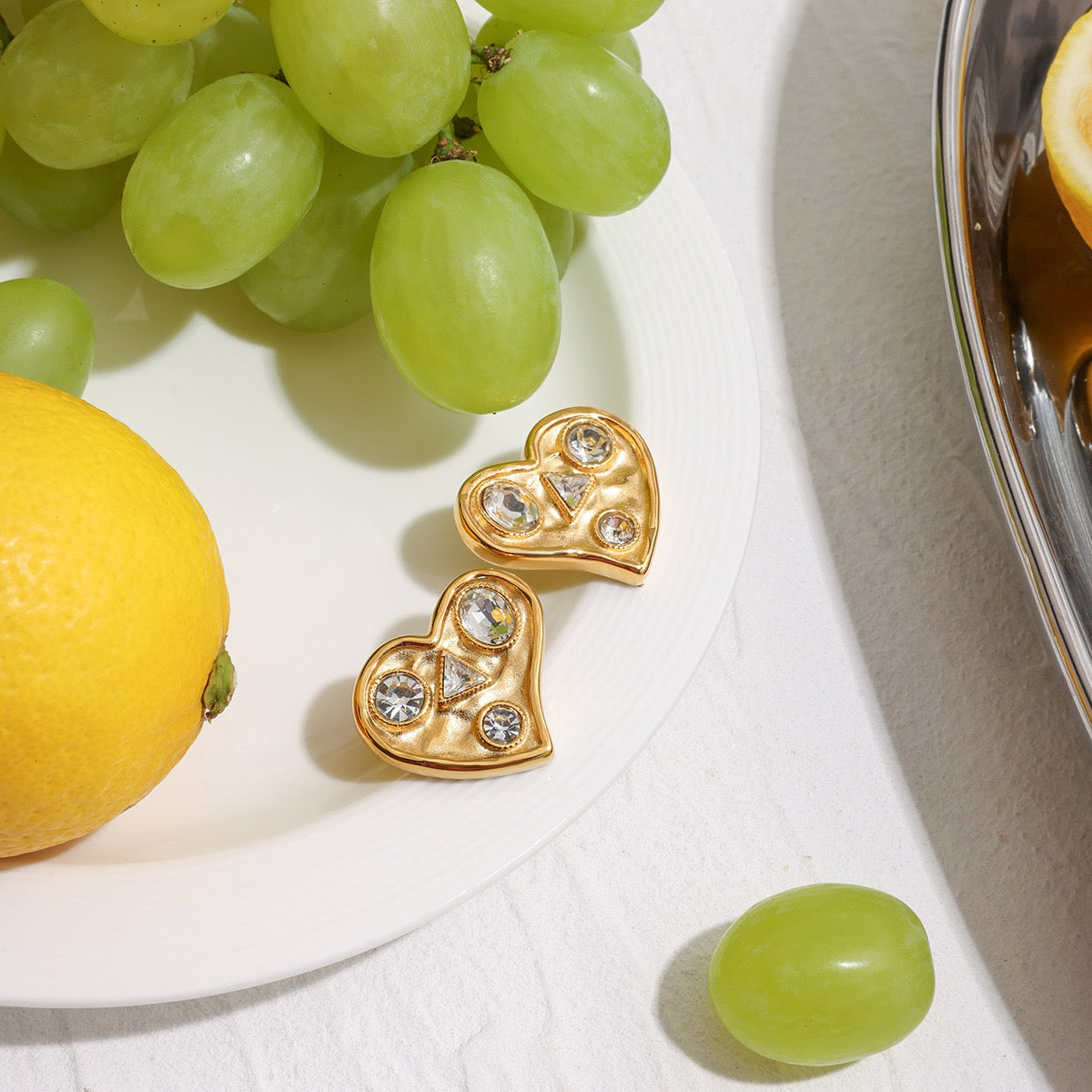 Stone heart earrings