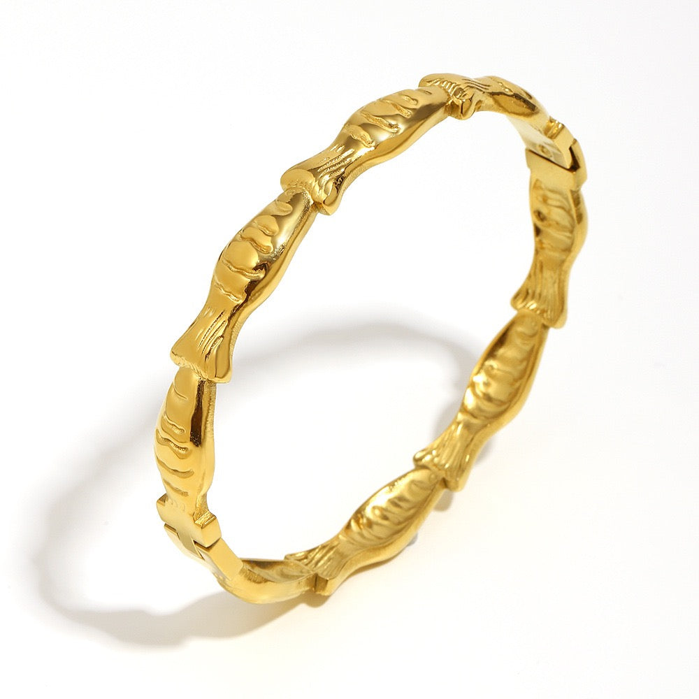 Gold fish bangle