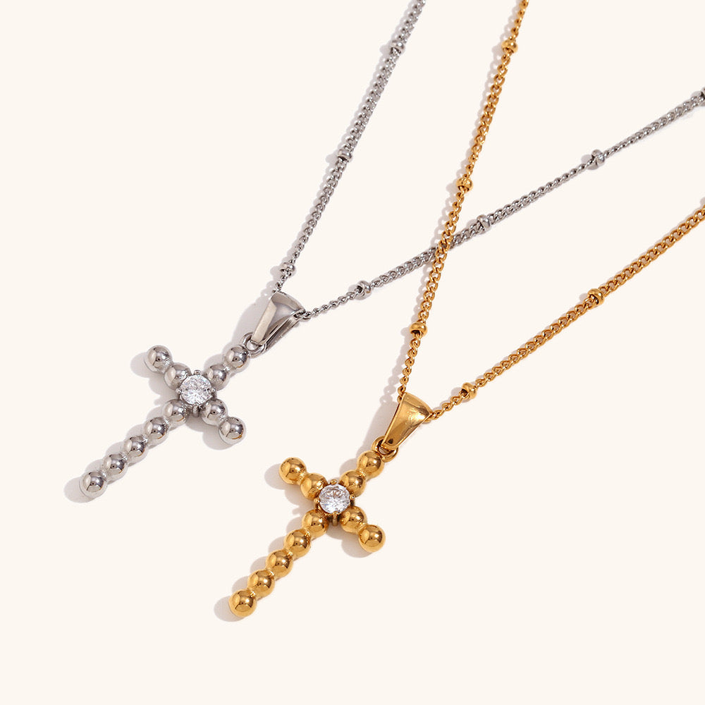 Parker Shinning cross necklace
