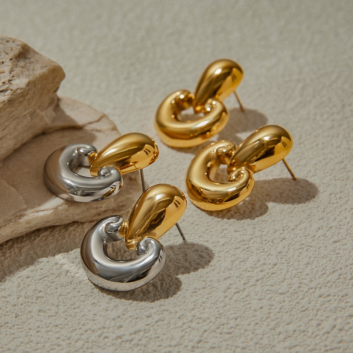 Tasmine chubby earrings