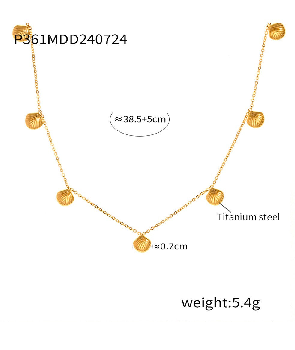 Gold coast Mini shell necklace