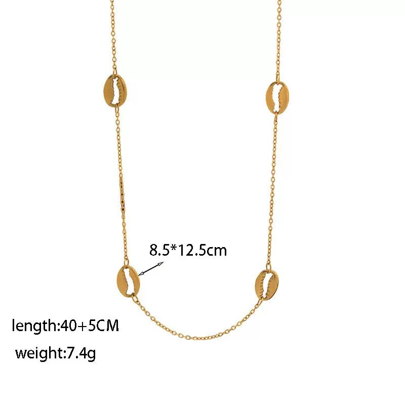 Elly Elegant ocean shell necklace