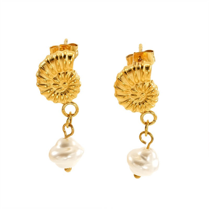Nautilus beady earrings