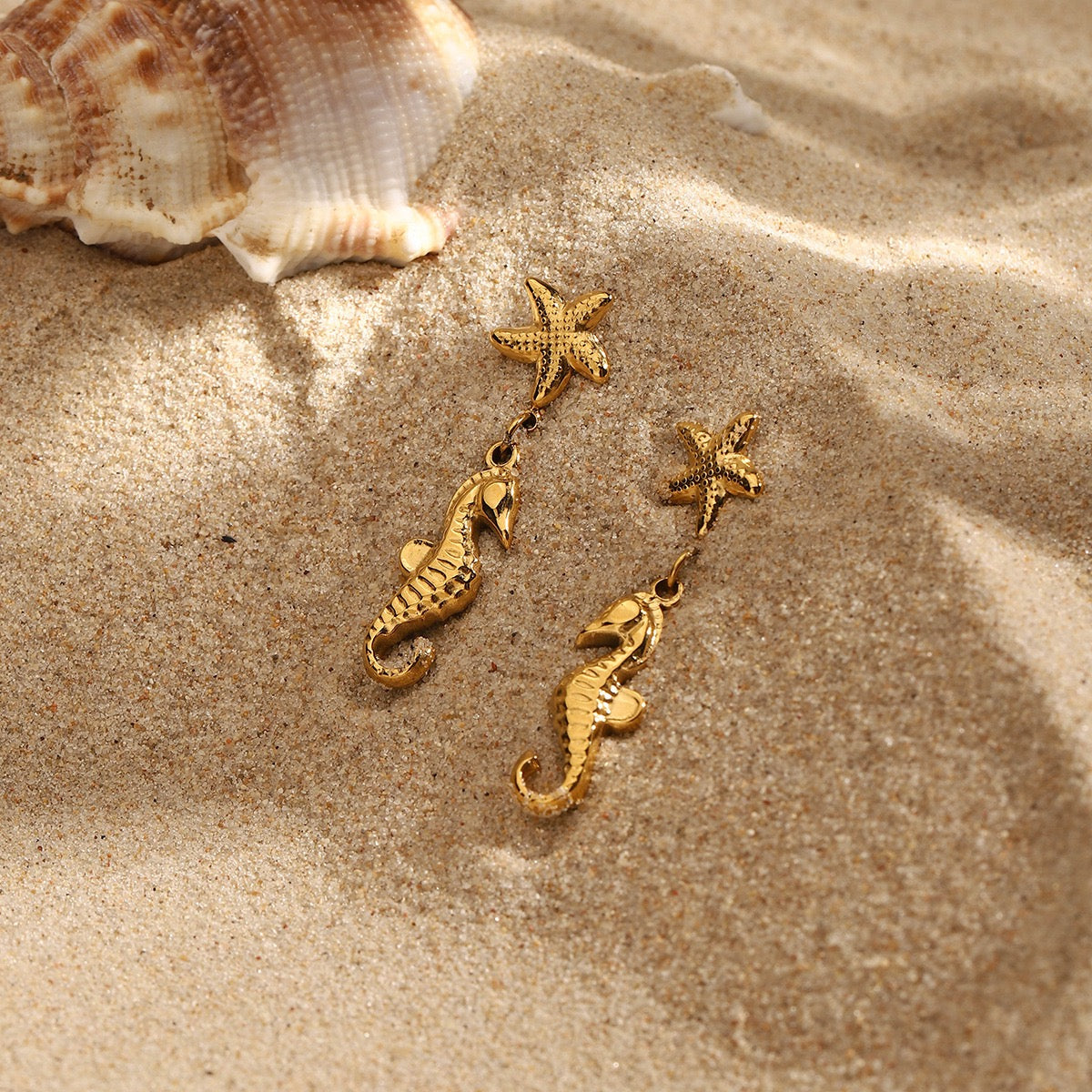 Seahorse starfish earrings