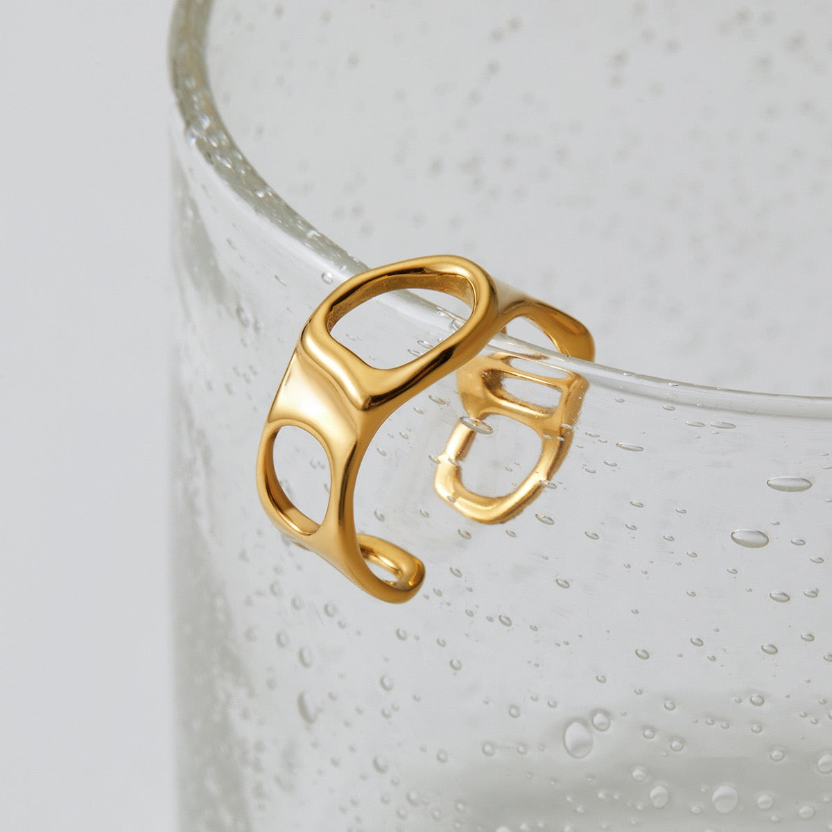 Alana rings